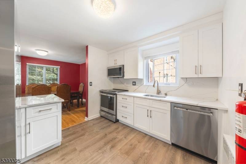 Troy Dr Springfield Twp. New Jersey Single-Family