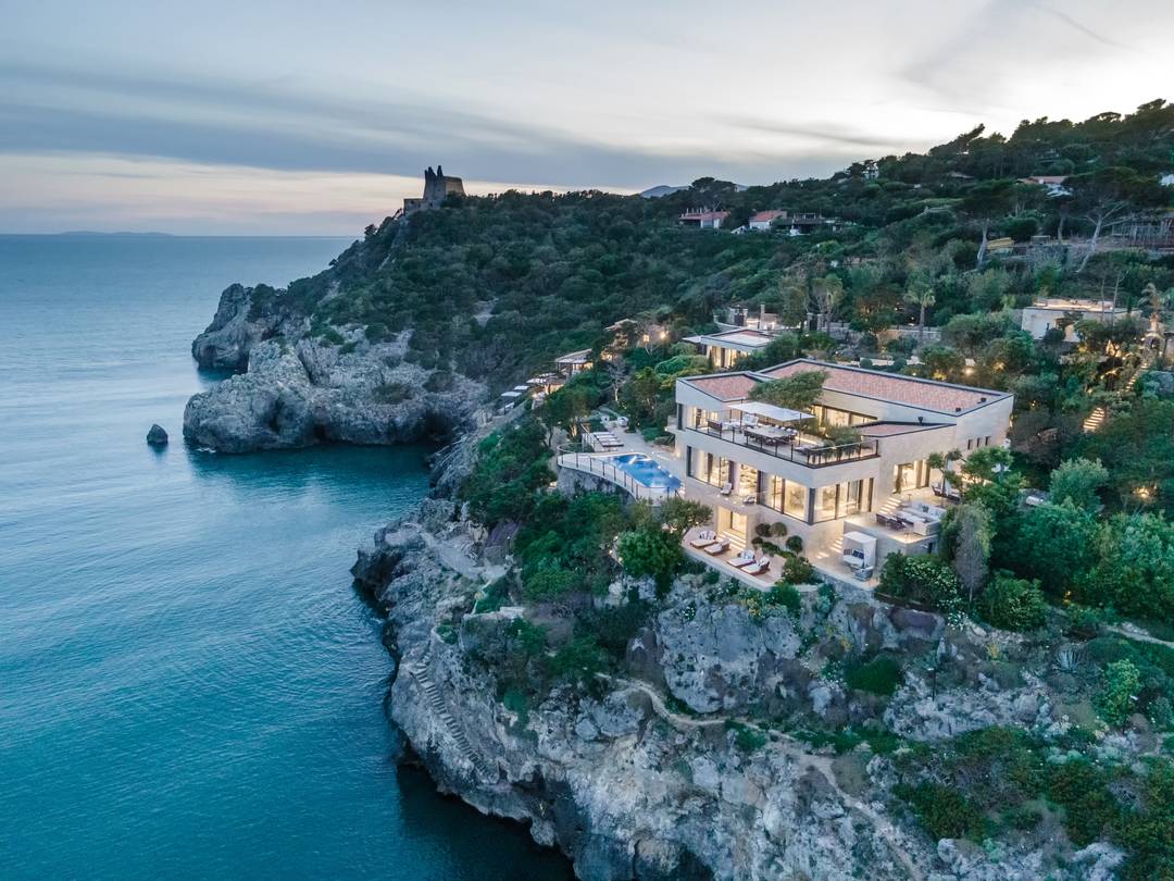 A rare gem on the South coast of Tuscany - Ansedonia (Grosseto) Italy