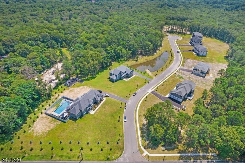 New Stunning Home JUST BUILT !