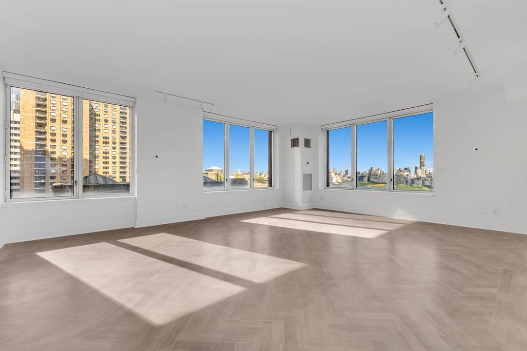 Fully renovated 3BR with Central Park views