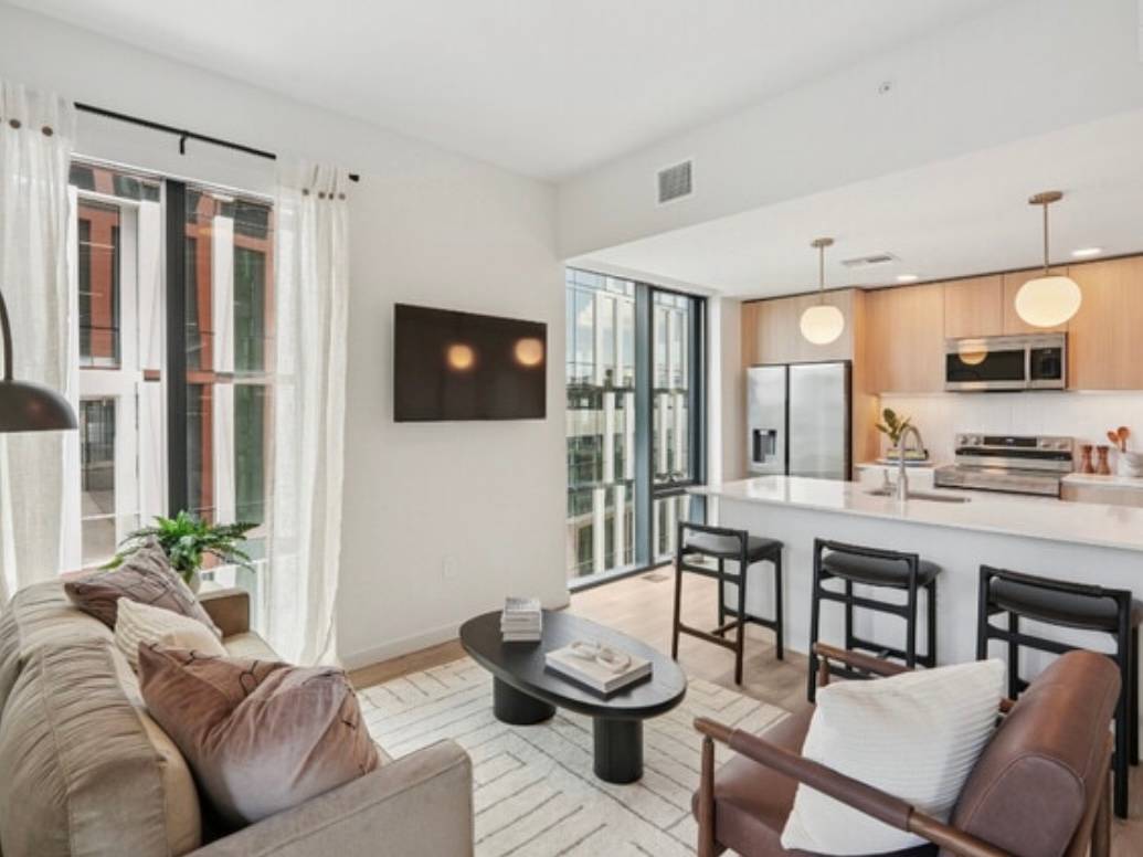 2 bed 2 bath | Wynwood Miami | $4,060 | 3 Moths Free |