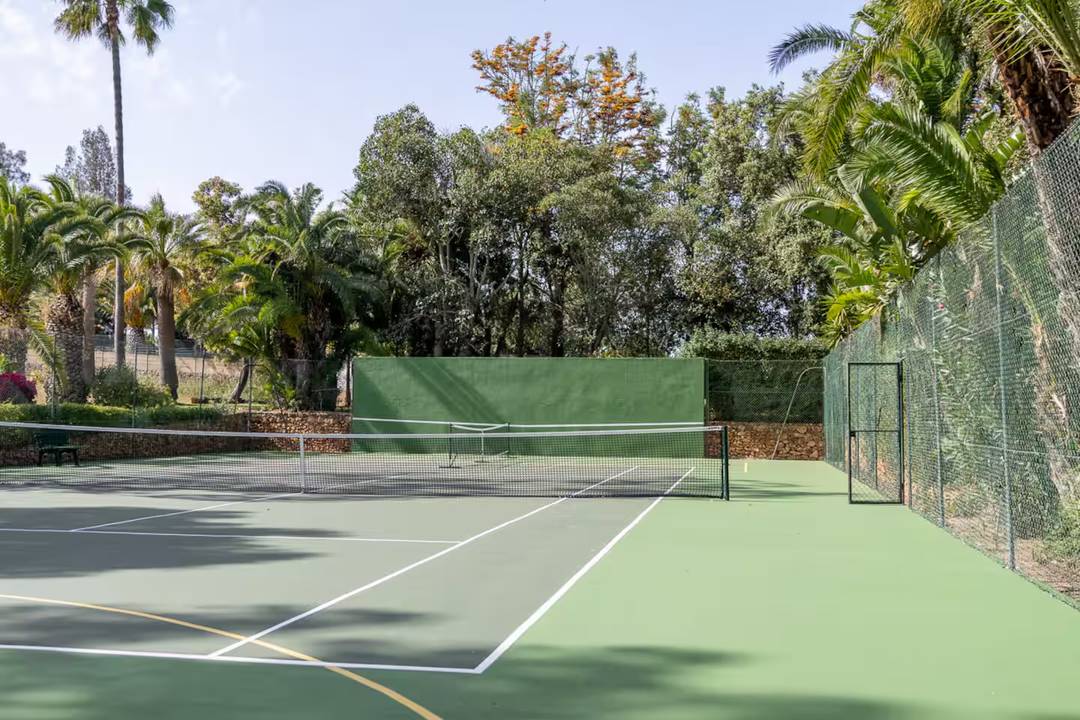 Outstanding 7 bedrooms Villa  in Algarve with 35.000 sqm garden- Unique