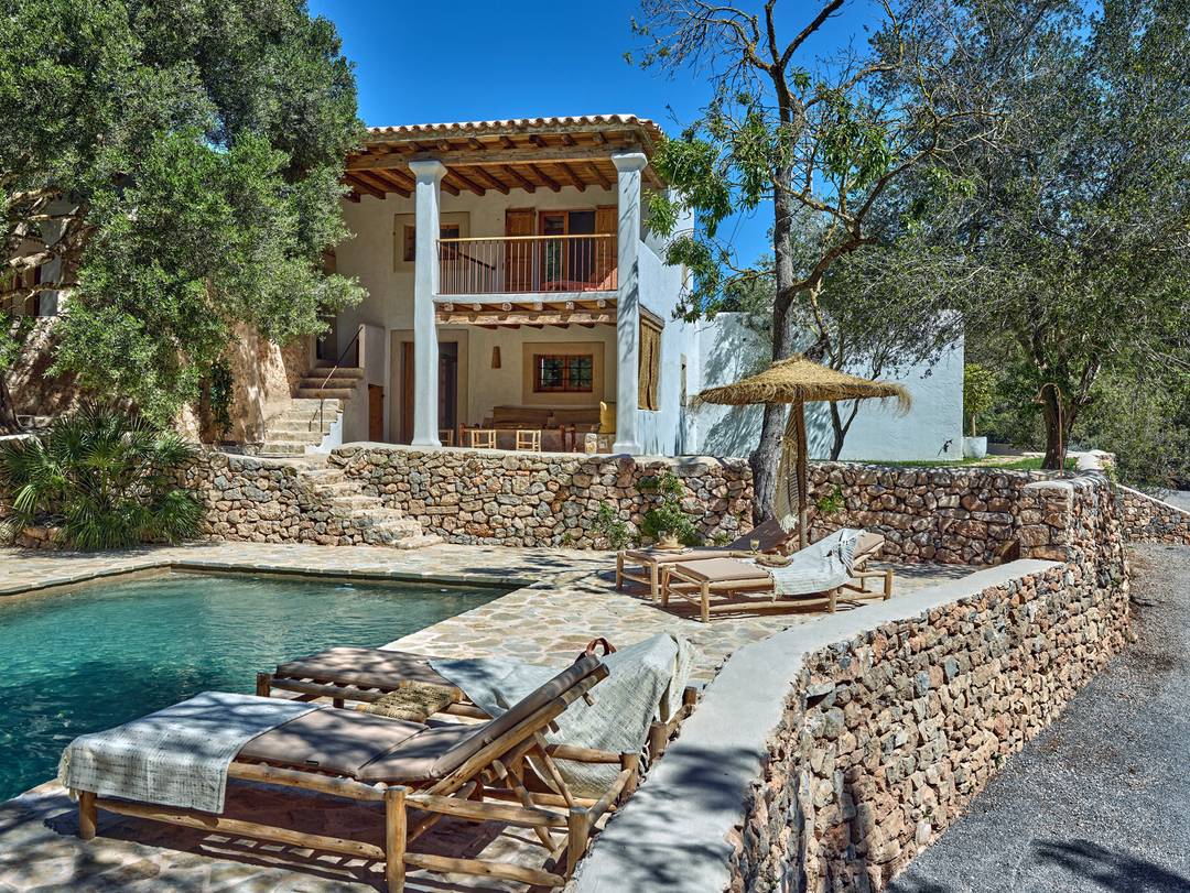 Authentic And Modern Villa For Sale In San Rafael - Ibiza