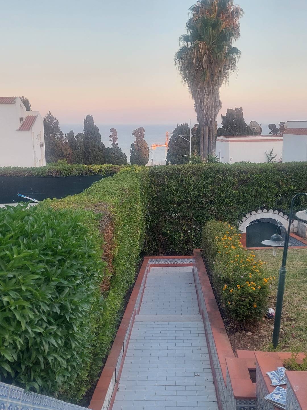 TOWNHOUSE 5+1  bedrooms  |  Rooftop and Garden 50 MTS TO THE BEACH