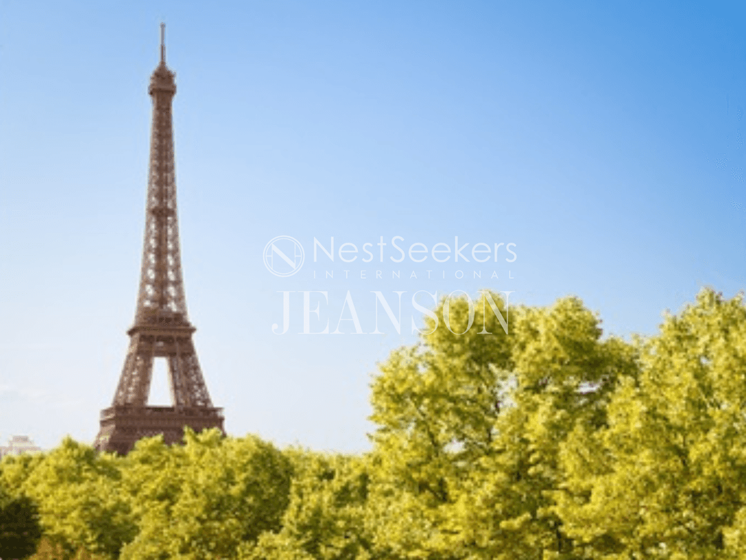 Off-Market Exceptional Duplex in the 7th